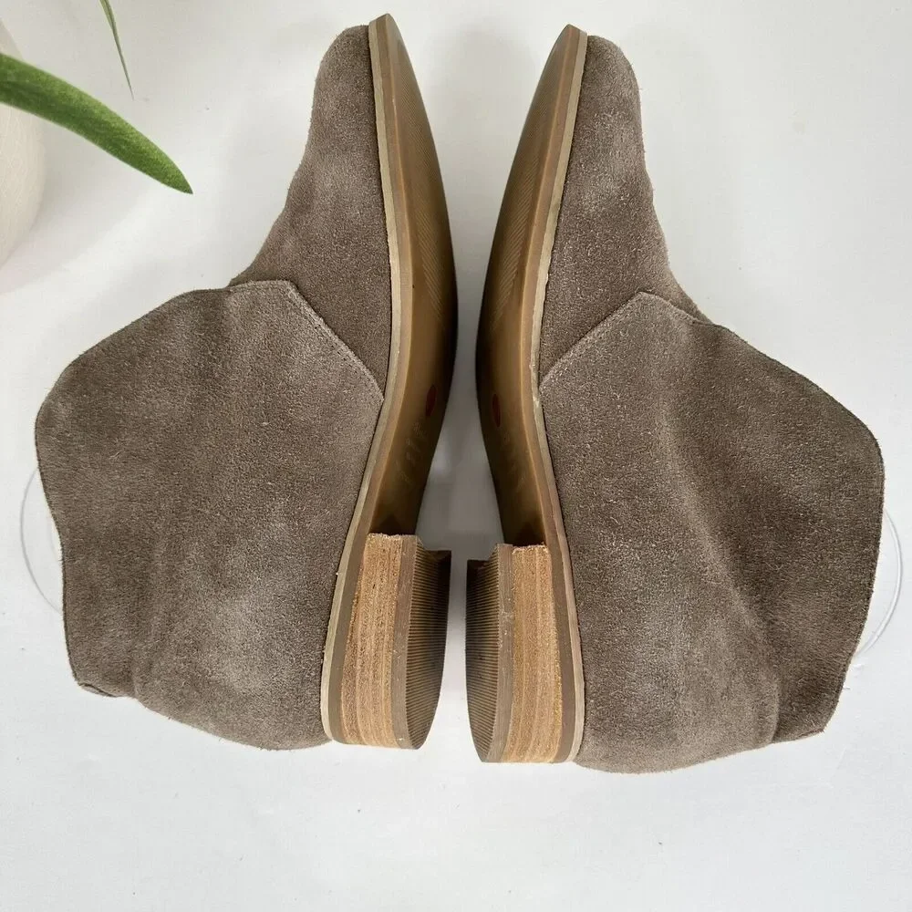 Blondo Verona Tan Suede Ankle Boots Slip On Waterproof Block Heel Women Size 7.5 - Picture 6 of 8